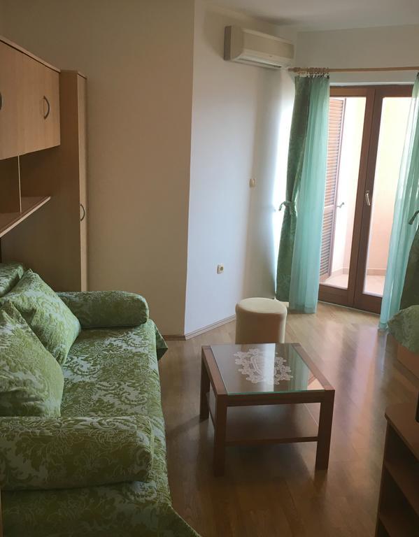 Apartman Frane Veglia Exterior foto